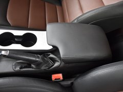 2019款 升级版 1.5L CVT尊贵型 国VI