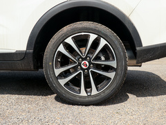 2020款 1.6L 手动4G互联超爽精英版
