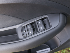 2020款 1.6L 手动4G互联超爽精英版