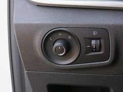 2020款 1.6L 手动4G互联超爽精英版