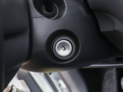 2020款 1.6L 手动4G互联超爽精英版