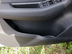 2020款 1.6L 手动4G互联超爽精英版