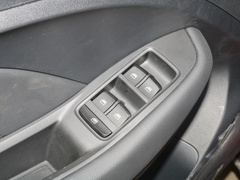 2020款 1.6L  CVT 4G互联超爽旗舰版
