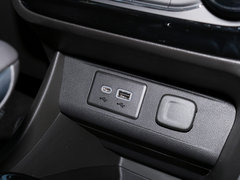 2020款 20T CVT两驱豪华型
