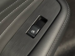 2019款 2.0T 两驱i范 国VI