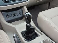 2019款 M5L 1.6L 7座豪华型 国VI