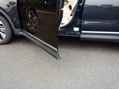 2019款 3.0T 自动四驱智联旗领版
