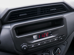 2019款 1.5L S基本型国VI LAR