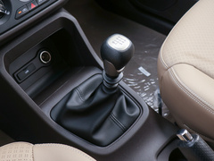 2019款 1.5L S舒适型国VI LAR