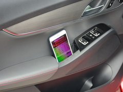 2020款 20TGDI 自动两驱领先型