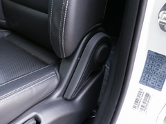 2019款 1.8L CVT精英型 7座