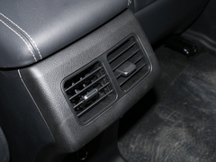 2019款 1.8L 手动都市型 5座 国VI