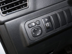 2019款 1.8L 手动都市型 5座 国VI