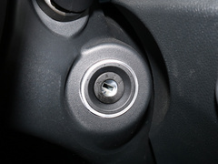 2019款 1.8L 手动都市型 5座 国VI