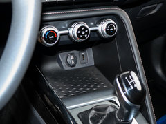 2019款 1.5L 手动进取型 国VI
