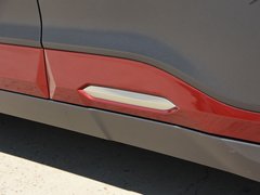 2019款 1.6T 双离合钢铁侠版