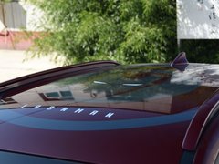 2019款 1.6T 双离合钢铁侠版