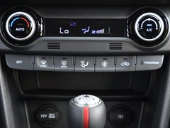 2019款 1.6T 双离合钢铁侠版