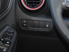 2019款 1.6T 双离合钢铁侠版