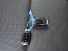 2019款 1.6T 双离合钢铁侠版
