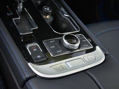 2019款 2.3T 自动四驱环塔冠军版 国VI