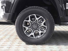 2019款 PLUS 2.3T 自动四驱尊享版 国VI