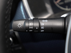 2019款 PLUS 2.3T 自动四驱尊享版 国VI