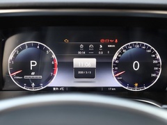 2019款 PLUS 2.3T 自动四驱尊享版 国VI