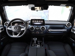 2019款 PLUS 2.3T 自动四驱尊享版 国VI