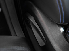 2019款 PLUS 2.3T 自动四驱尊享版 国VI