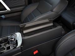 2019款 PLUS 2.3T 自动四驱尊享版 国VI