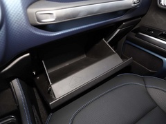 2019款 PLUS 2.3T 自动四驱尊享版 国VI