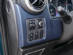2019款 PLUS 2.3T 自动四驱旗舰版 国VI