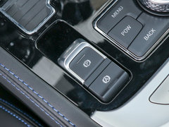 2019款 PLUS 2.3T 自动四驱旗舰版 国VI