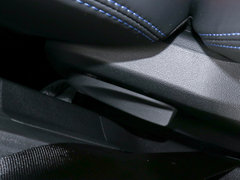 2019款 PLUS 2.3T 自动四驱旗舰版 国VI