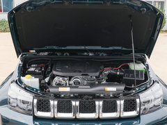 2019款 PLUS 2.3T 自动四驱旗舰版 国VI