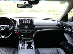 2018款 260TURBO 旗舰版 国VI