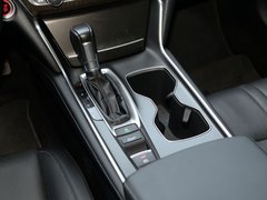 2018款 260TURBO 旗舰版 国VI
