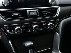 2018款 260TURBO 旗舰版 国VI