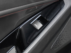 2019款 Redline 530T 自动纵享版（5座款） 国VI