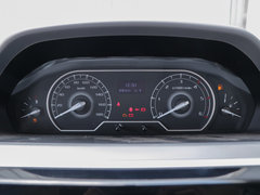 2019款 2.0T Plus 6挡手动傲运通短轴中顶5/6座