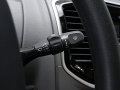 2019款 2.0T Plus 6挡手动傲运通短轴中顶5/6座