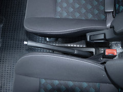 2019款 2.0T Plus 6挡手动傲运通短轴中顶5/6座