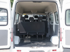2019款 2.0T Plus 6挡手动傲运通短轴中顶5/6座
