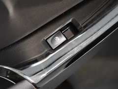 2019款 1.5T 手动荣耀版