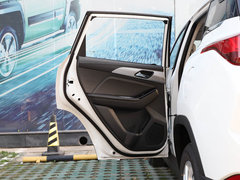 2019款 1.5T 手动荣耀版