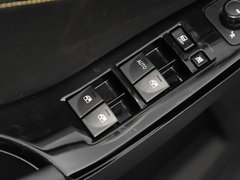 2019款 1.5T 手动荣耀版