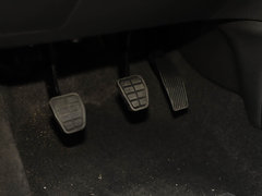 2019款 1.5T 手动荣耀版