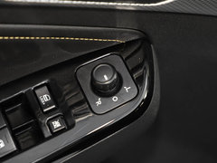 2019款 1.5T 手动荣耀版