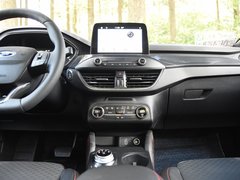 2020款 三厢 EcoBoost 180 自动ST Line